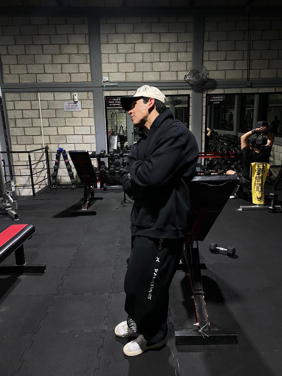 SPIKE JOGGER